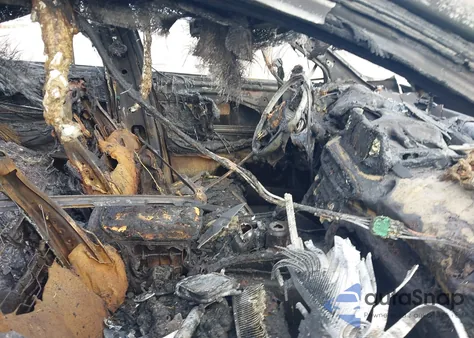 2019 Hyundai Santa Fe Limited from USA, damaged, VIN 5NMS5CAD8KH053920